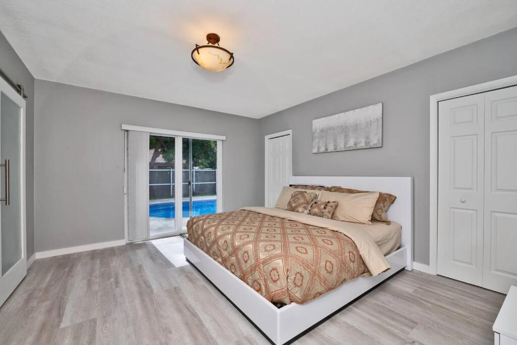 Spacious 4 Bedrooms, 2 Bathroom House With Pool Miramar Exterior photo