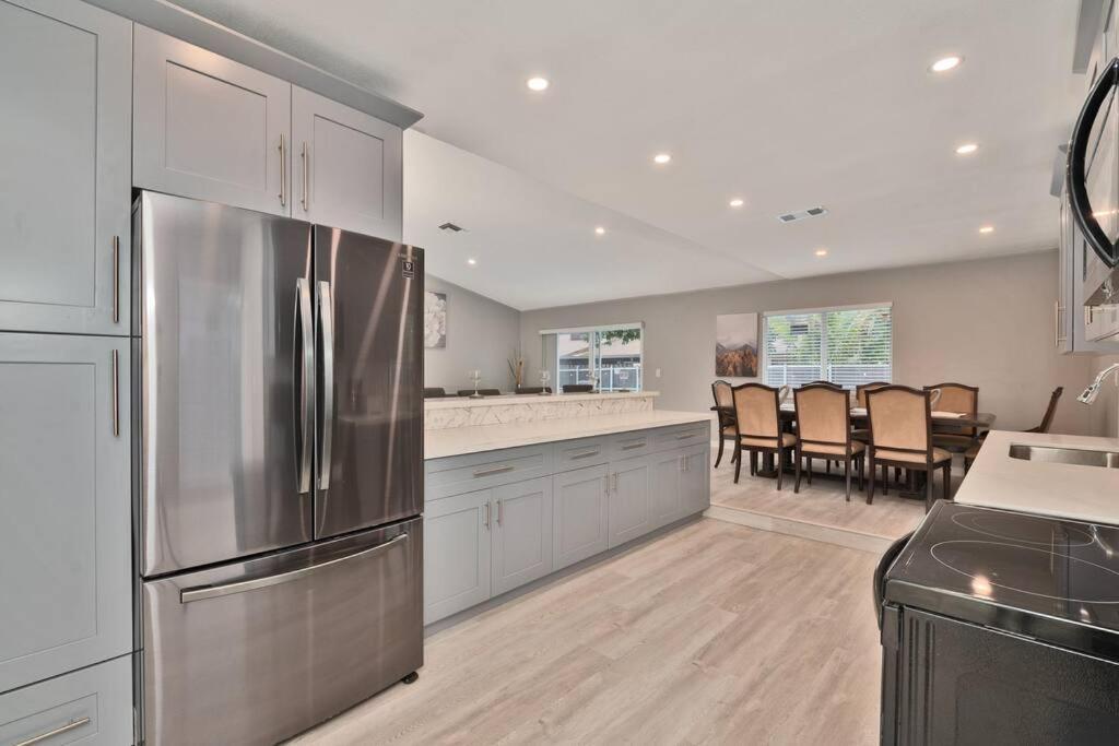 Spacious 4 Bedrooms, 2 Bathroom House With Pool Miramar Exterior photo